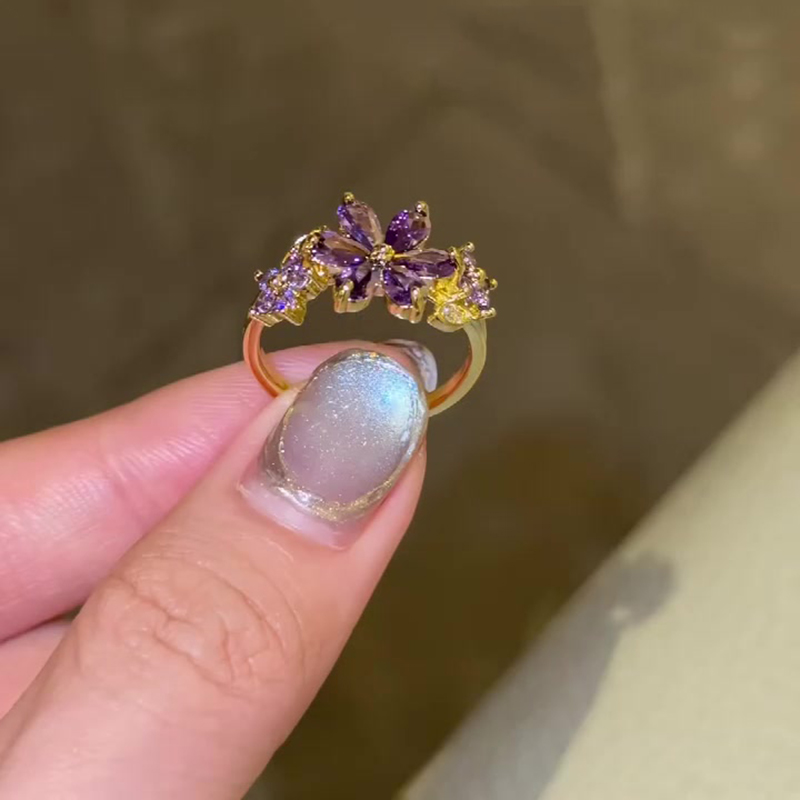 9.85ctw Pear Cut Amethyst Sapphire Flower Cocktail Ring (2 Color Options)