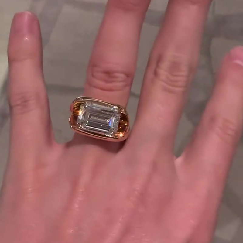 4ct White Sapphire Emerald Cut Side Open Engagement Ring