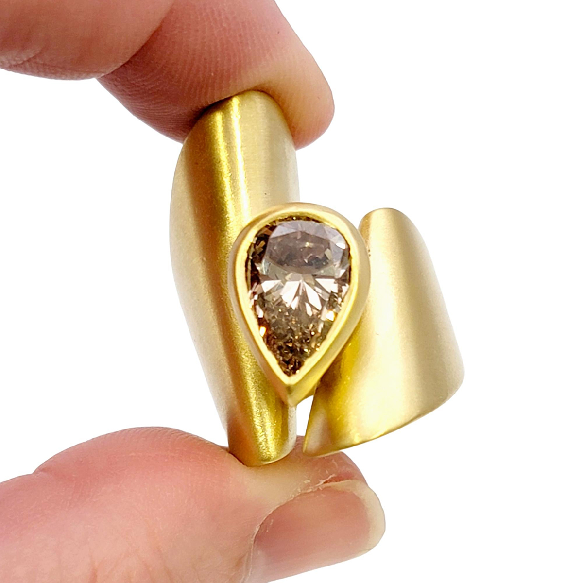 2ct Pear Cut Champagne Sapphire Unisex Band