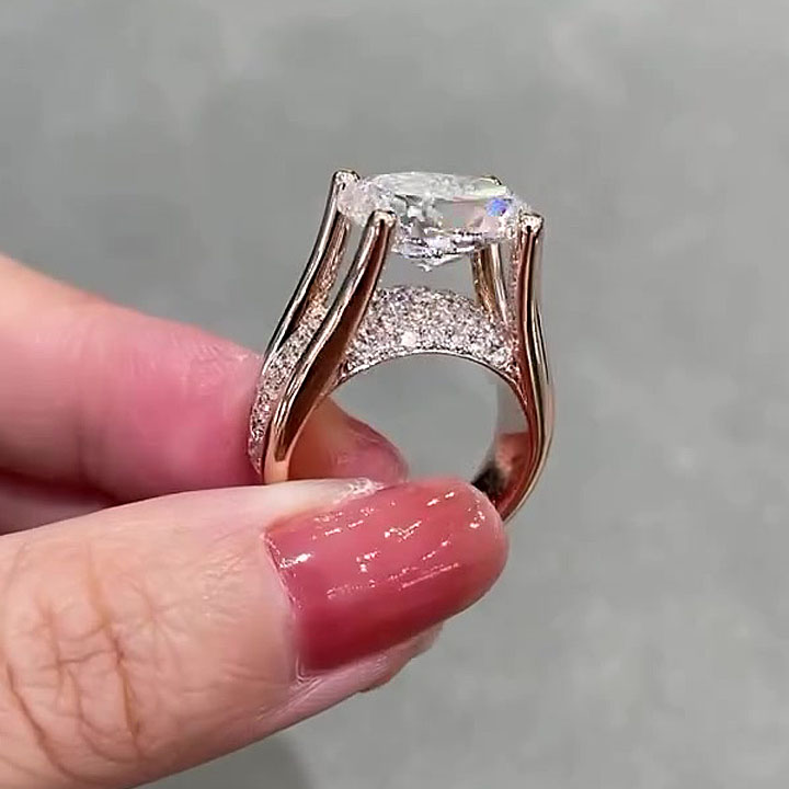 3.5ct East-west Design Oval Cut White Sapphire Engagement Ring