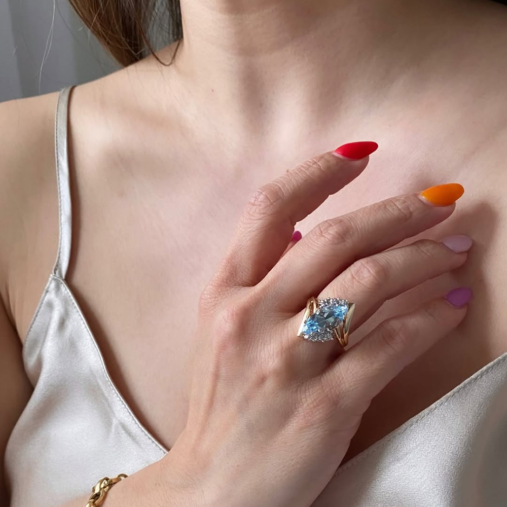 Bypass Design 3.5ct Marquise Cut Aquamarine Sapphire Engagement Ring