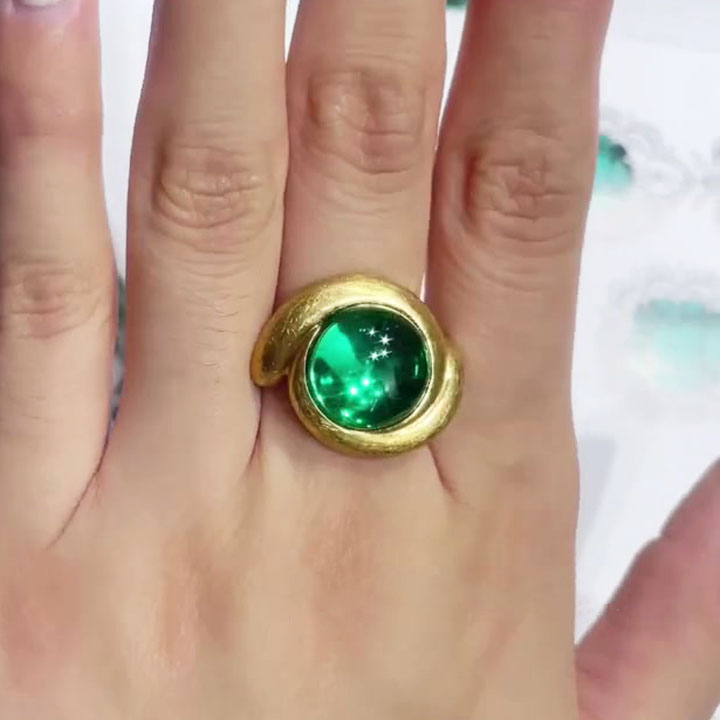 6ct Cabochon Cut Emerald Sapphire Solitaire Ring