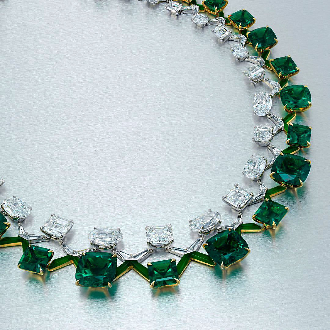 Multi-cut Emerald&White Sapphire Necklaces