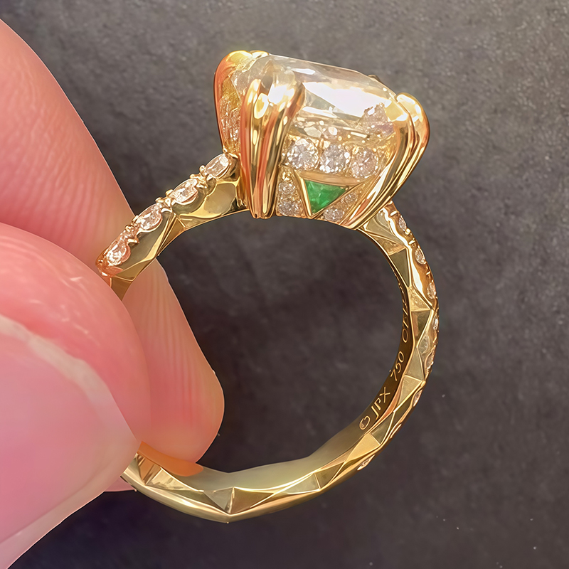 3ct Cushion Cut White & Emerald Sapphire Panther Claw Statement Ring