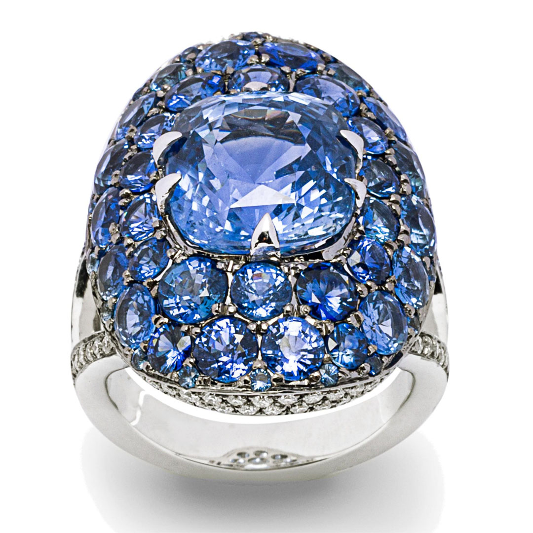 Micro Pave Setting 8ct Cushion Cut Sapphire Ring