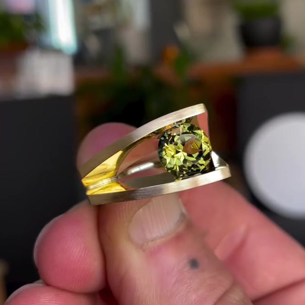 Clip Setting 1.5ct Peridot Sapphire Split Shank Engagement Ring