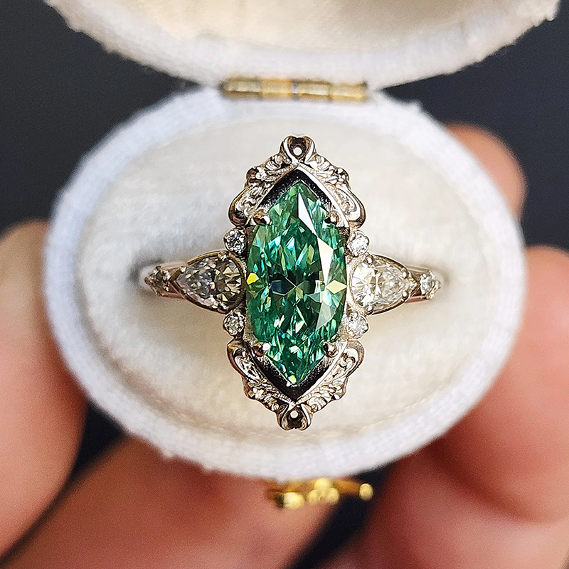 Vintage 1.5ct Marquise Cut Emerald Sapphire Engagement Ring