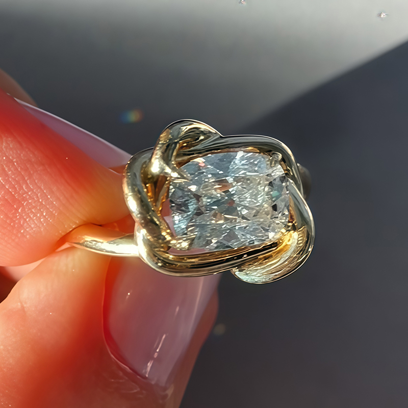 1.5ct Cushion Cut  Aquamarine & White Sapphire Woven Solitaire Ring