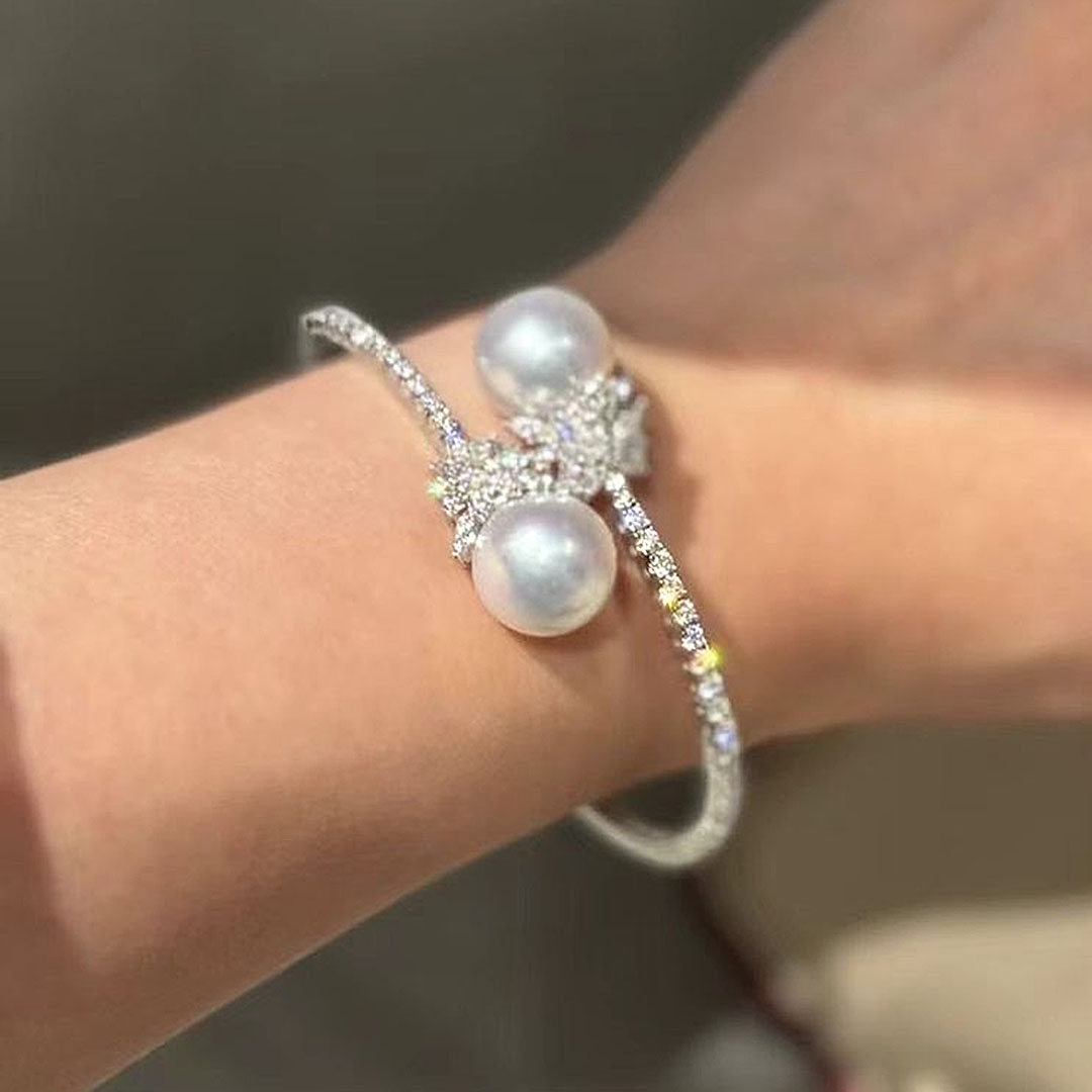 Open Design Marquise Cut White Sapphire Bracelet With Pearl
