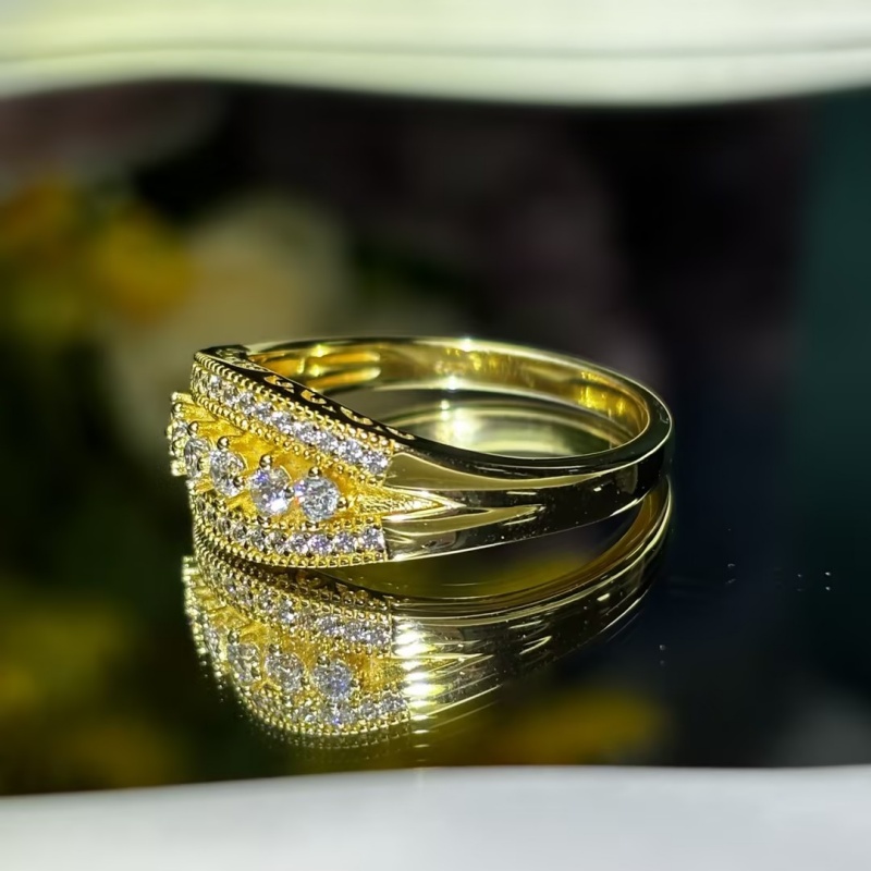 5.35ct Stunning Round Cut Diamond Wedding Band
