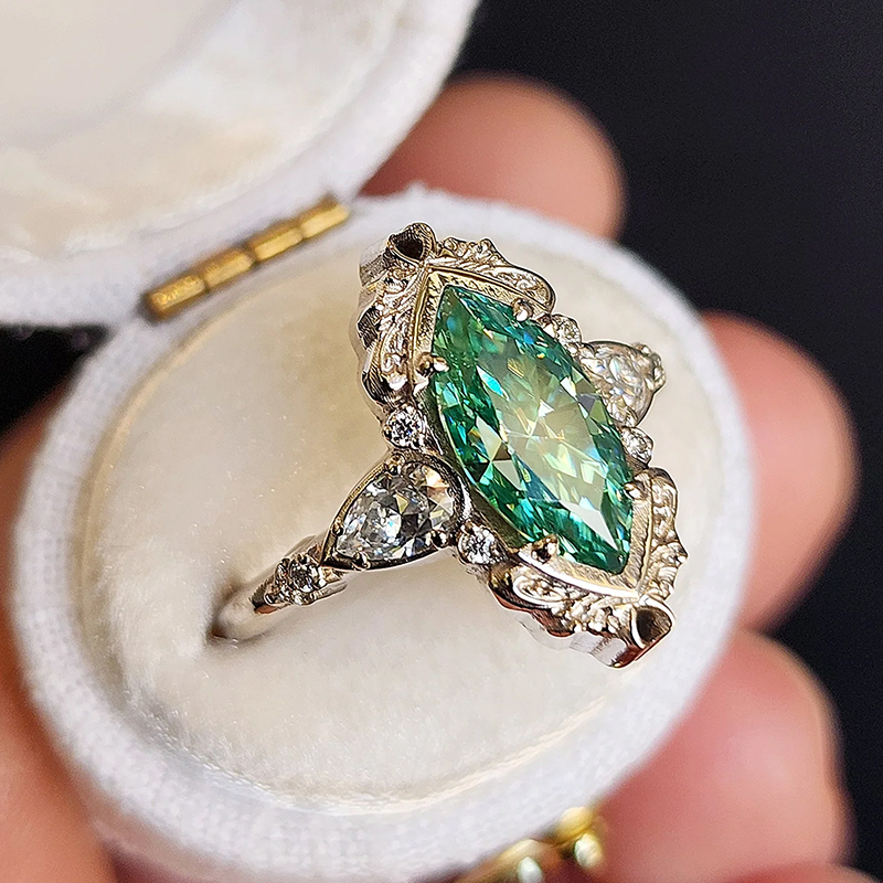 Vintage 1.5ct Marquise Cut Emerald Sapphire Engagement Ring