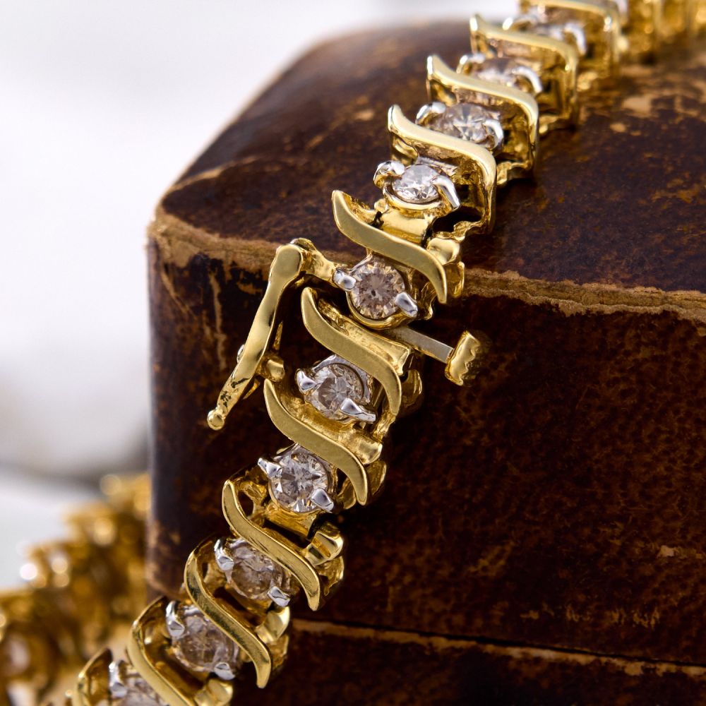 S Link Round Cut Diamond Bracelet