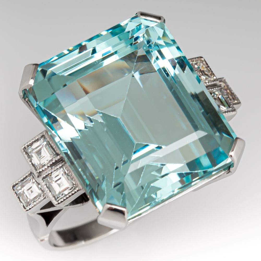 Vintage 8ct Emerald Cut Aquamarine Sapphire Cocktail Ring