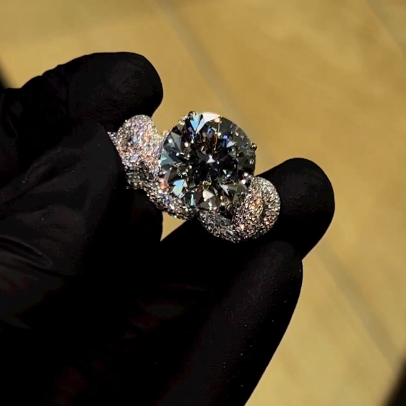 4ct Round Cut Black Sapphire Engagement Ring