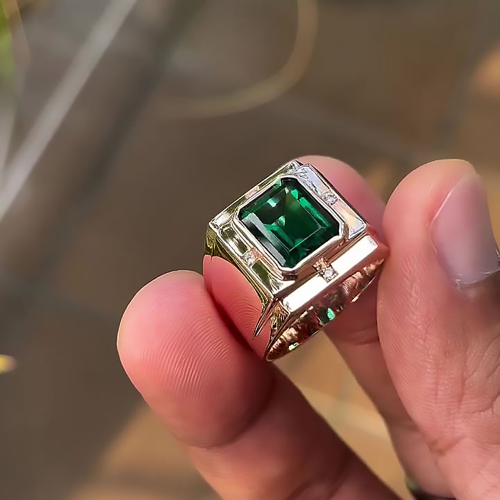 4ct Bezel Setting Emerald Cut Emerald Sapphire Men's Engagement Ring