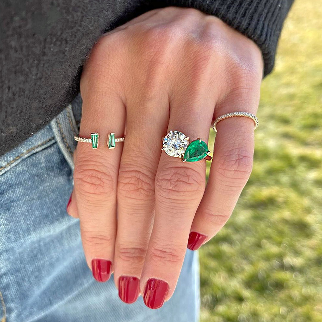 4.8ct Pear&Round Cut Green& White Sapphire Toi et Moi Ring
