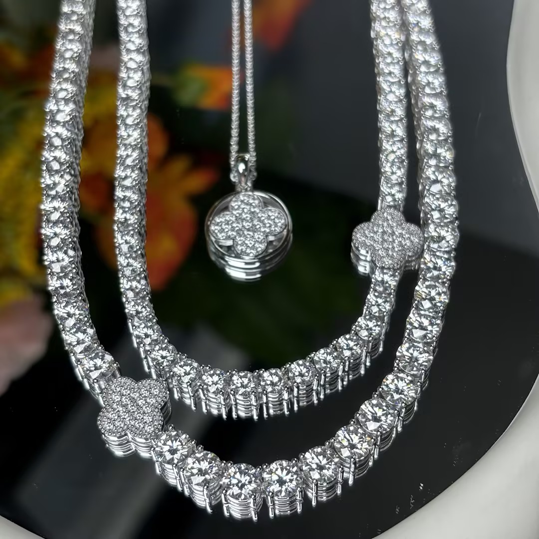 Original Design - Lucky Grass White Moissanite Necklace (Two-pieceDress）