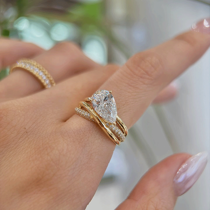 Fashion 2ct Pear Cut White Sapphire Twisted Design Engagement Ring