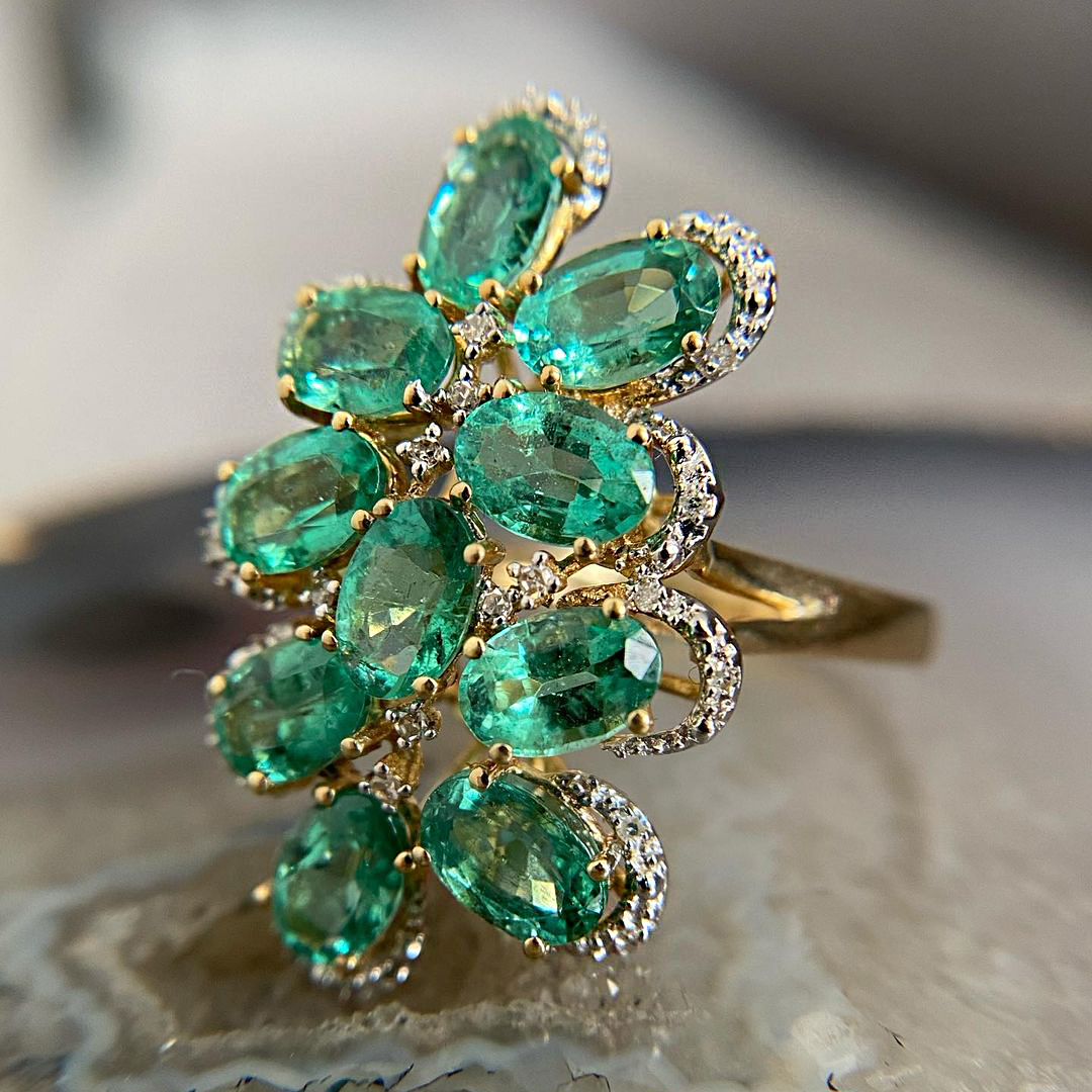 9.25ct Oval Cut Emerald Sapphire Eternity Ring