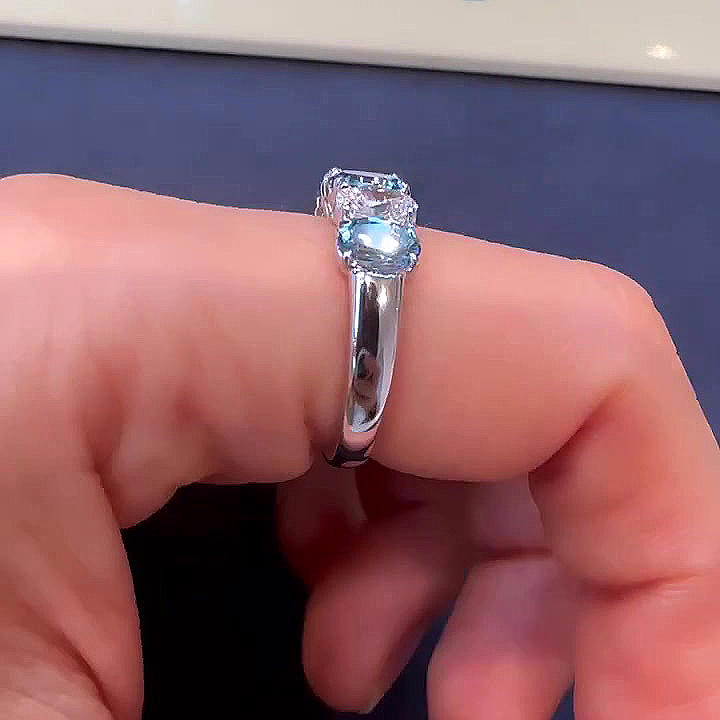3.5ct Seven-Stone Oval Cut Aquamarine Sapphire Eternity Ring
