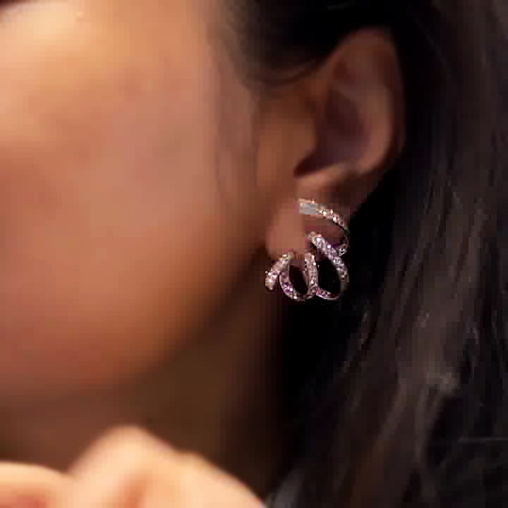 Round Cut White&Pink Sapphire Swirl Ruban Design Earrings