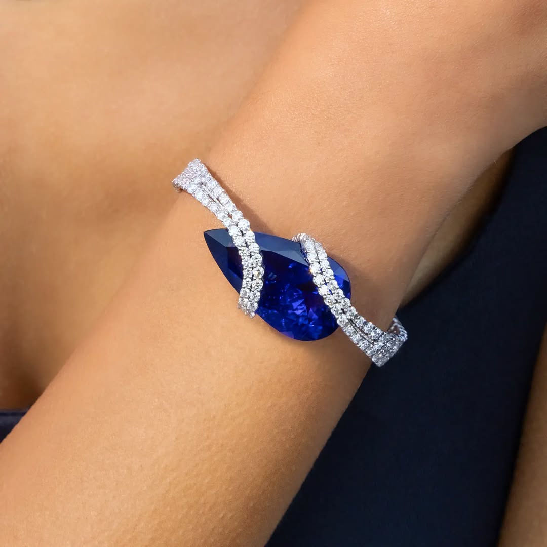 Two Tone Sapphire&Diamond Twist Bracelet