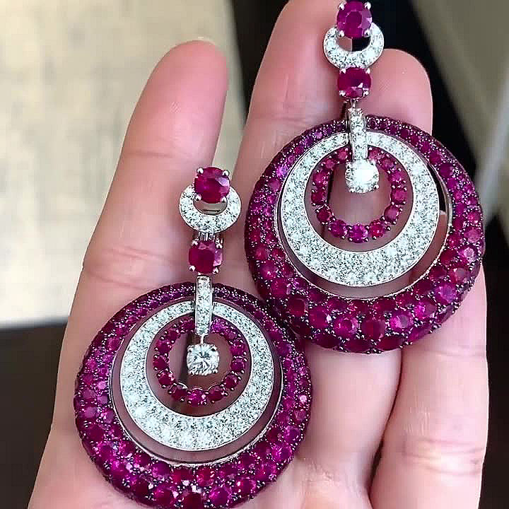 Round Cut Ruby ​​Sapphire Drop Earrings