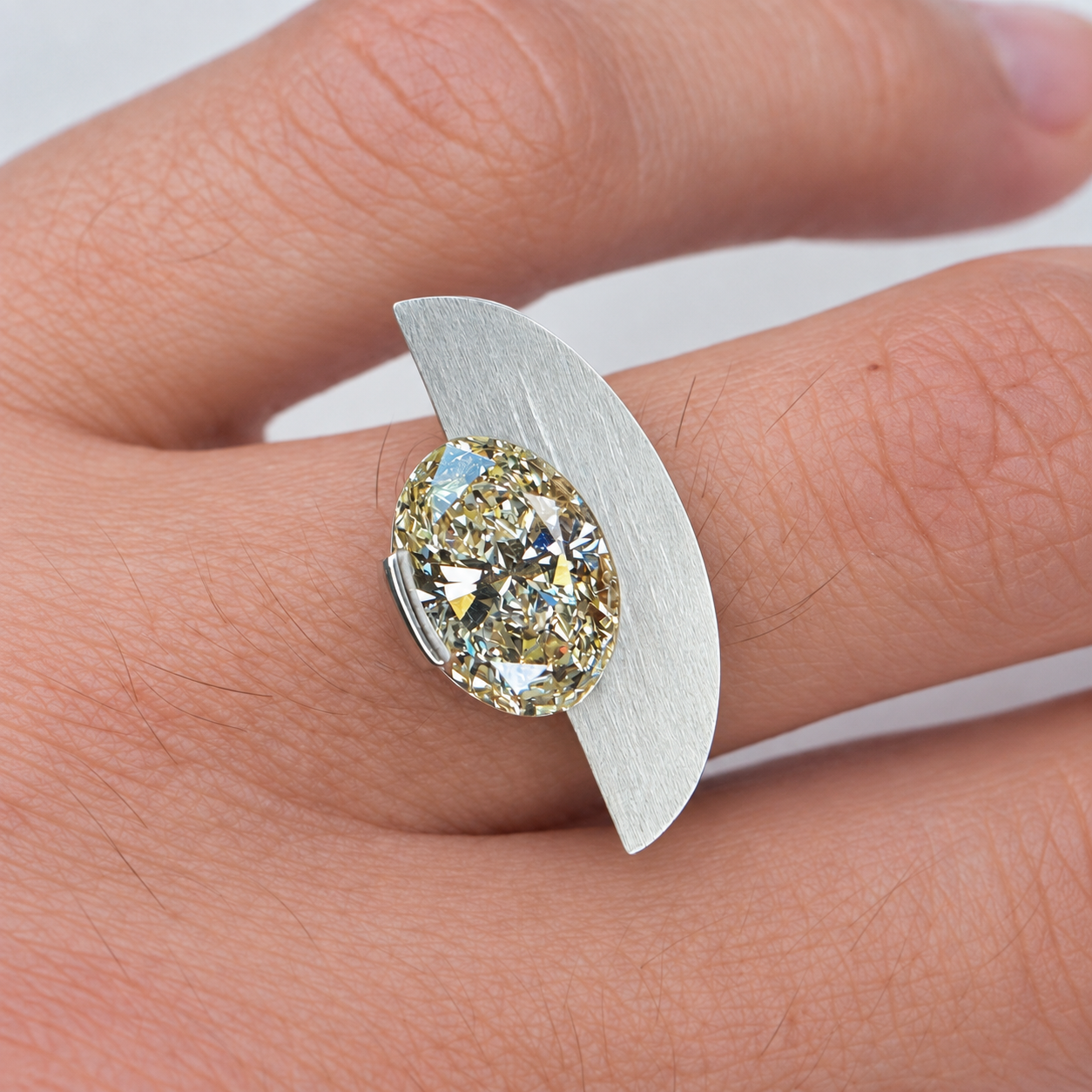 2.14ct Oval Cut Yellow / Green Sapphire Solitaire Men's Ring