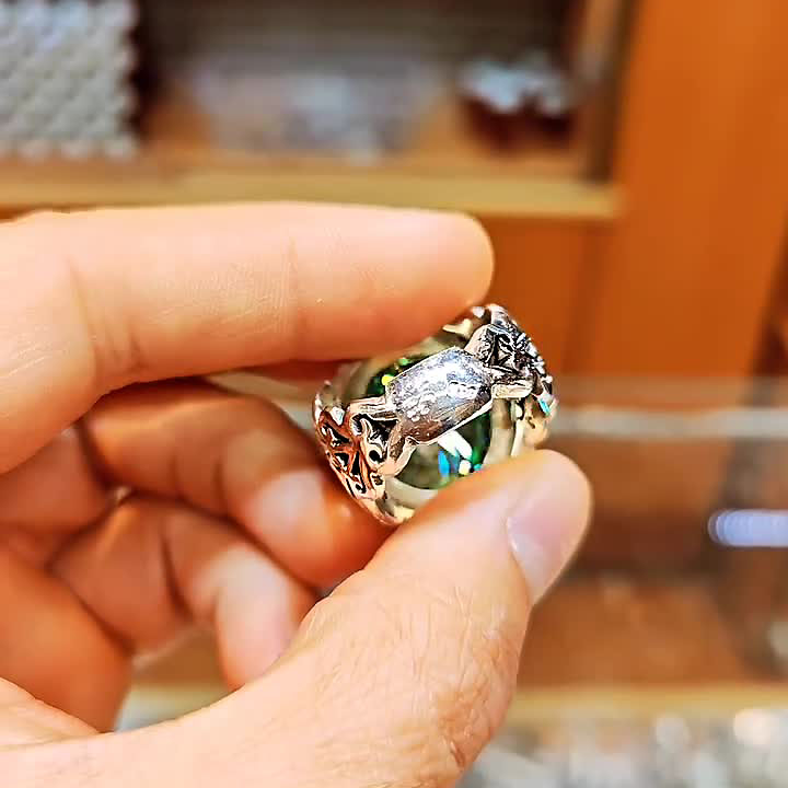 7ct Round Cut Emerald Sapphire Engagement Ring