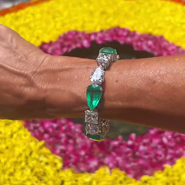 Pear Cut Emerald Sapphire bracelet