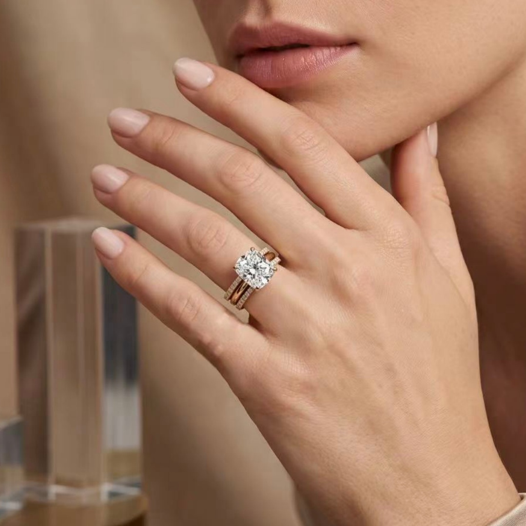 Original Design - 6ct Cushion Cut Moissanite Wedding Set （ 2pcs）