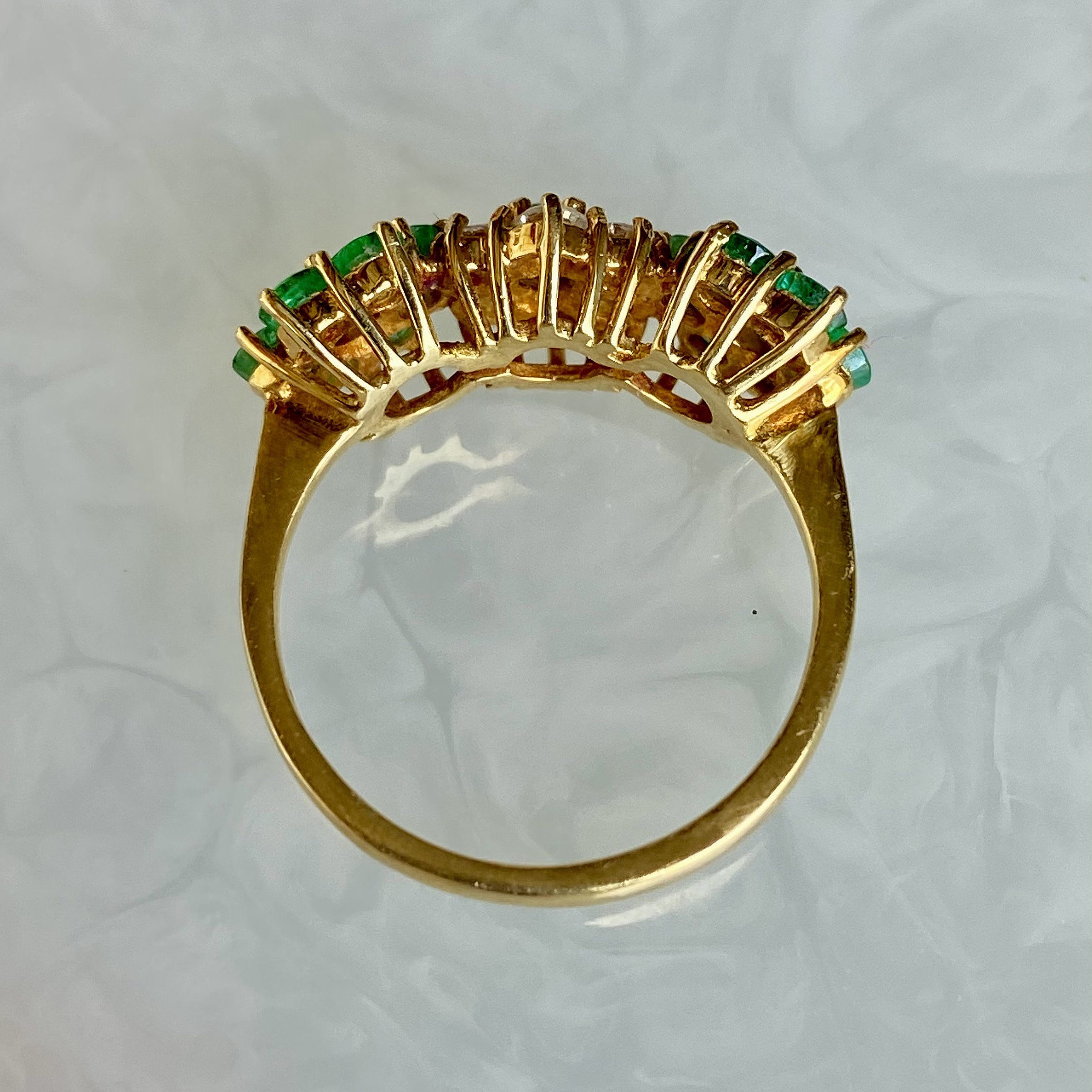5.25ct Flower Design Round Cut Emerald Sapphire Eternity Ring