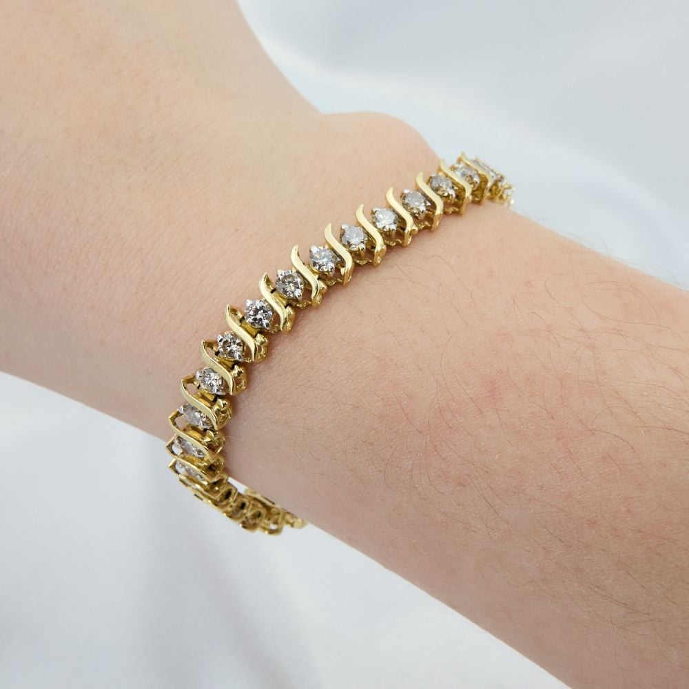 S Link Round Cut Diamond Bracelet