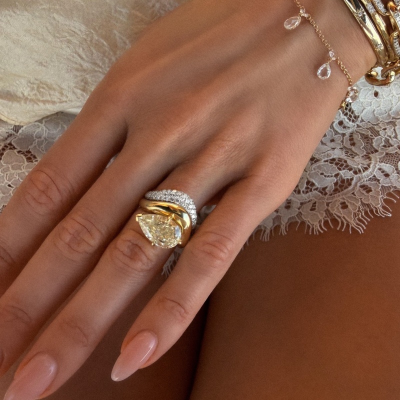 2.75ct Pear Cut Yellow Sapphire Solitaire Engagement Ring
