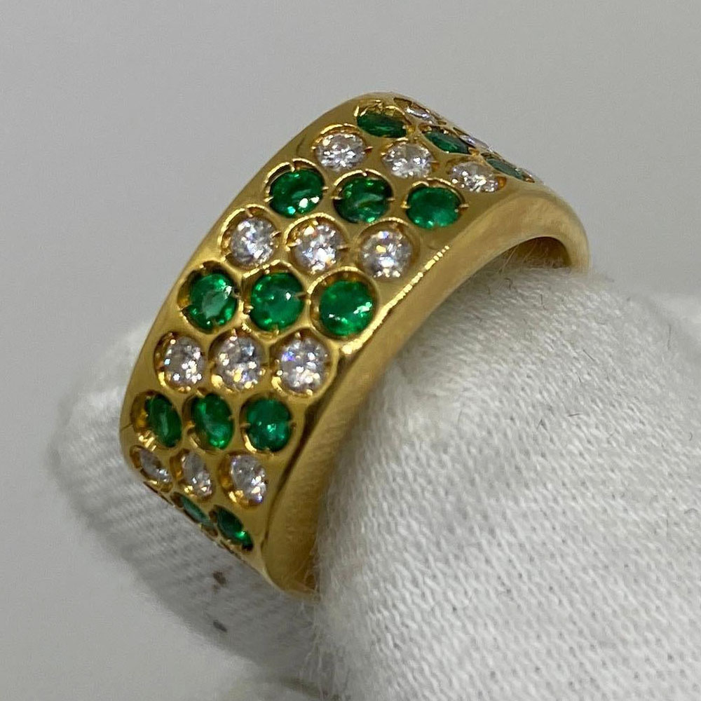 Vintage 0.55ct Two Tone Emerald&Diamond Wedding Band