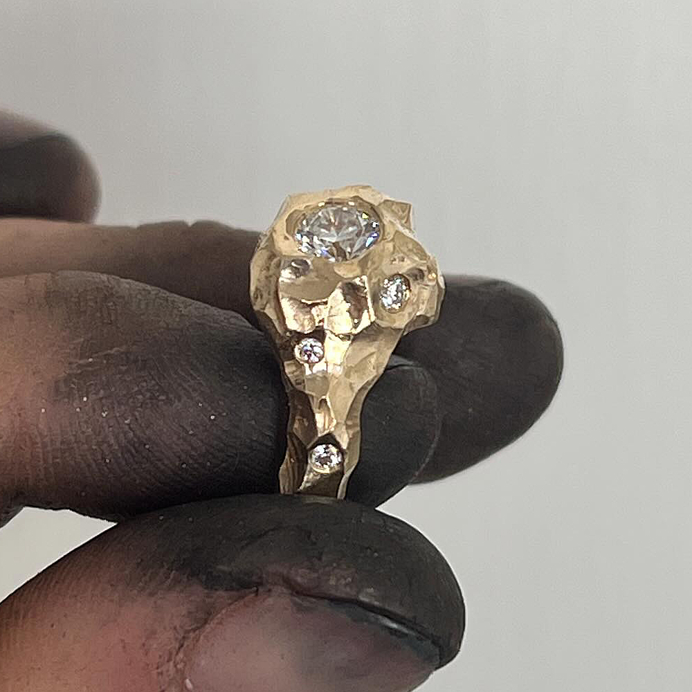 1.5ct Round Cut White Sapphire Textured Ring Set