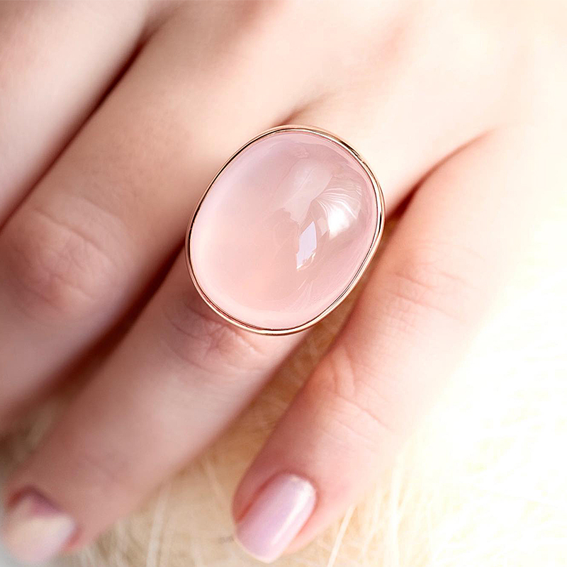 Soft Minimalist 8ct Cabochon Pink Quartz Rose Gold Ring