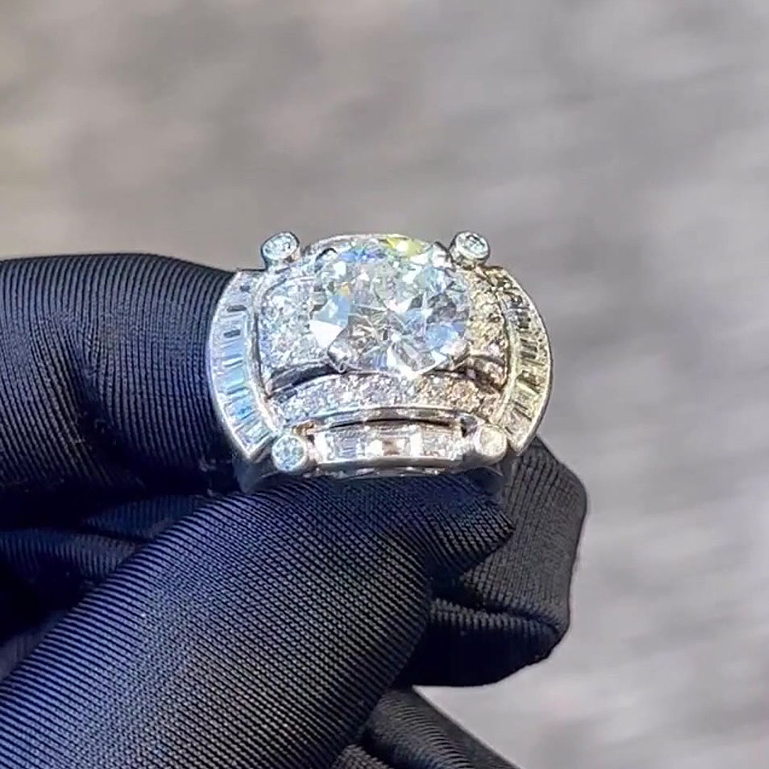 4ct Vintage Round Cut White Sapphire Diamond Ring