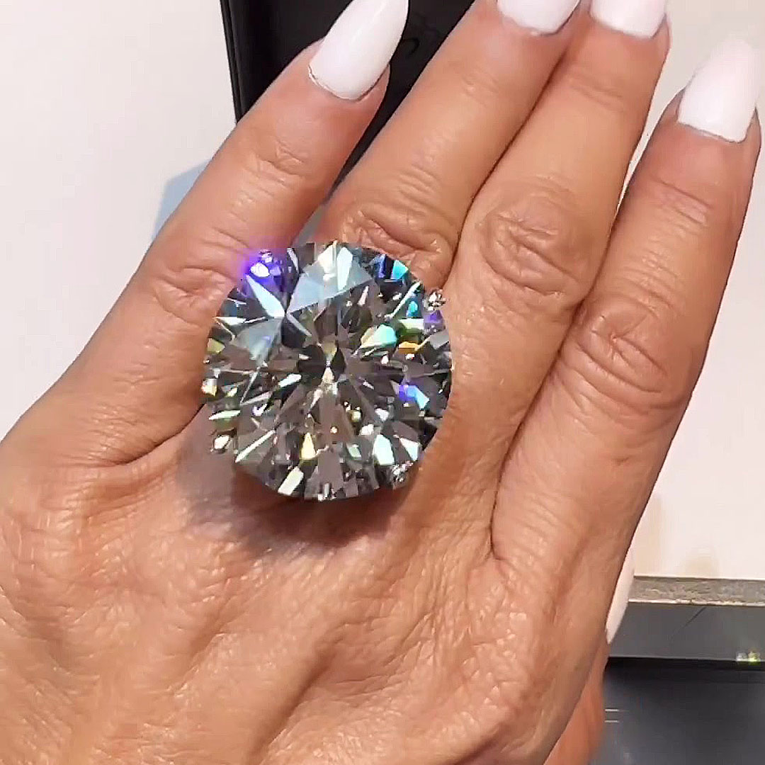 15ct Round Cut White Sapphire Engagement Ring