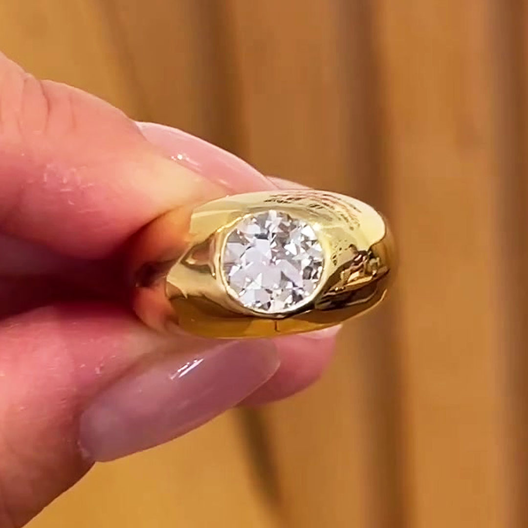 1.5ct Bezel Setting Round Cut White Sapphire Solitaire Ring