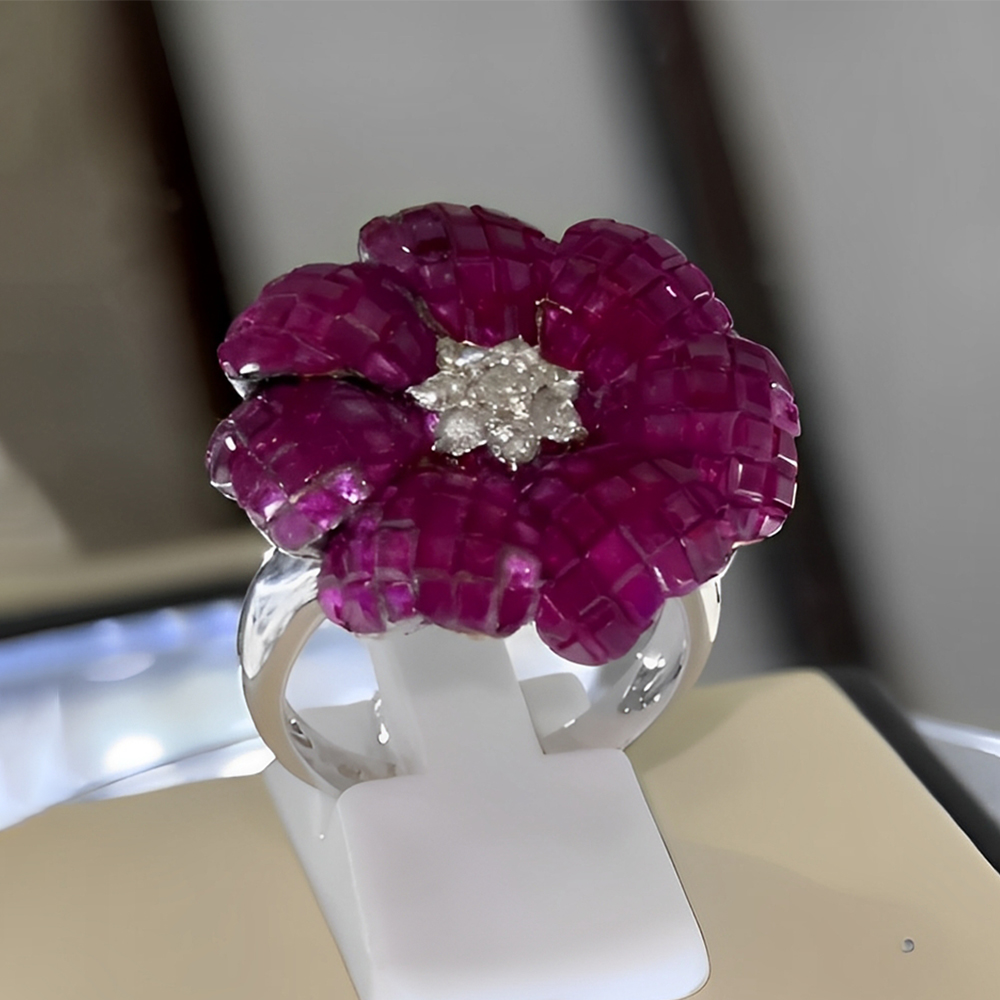 Flower Design 9.6ct Ruby&White Sapphire Cocktail Ring