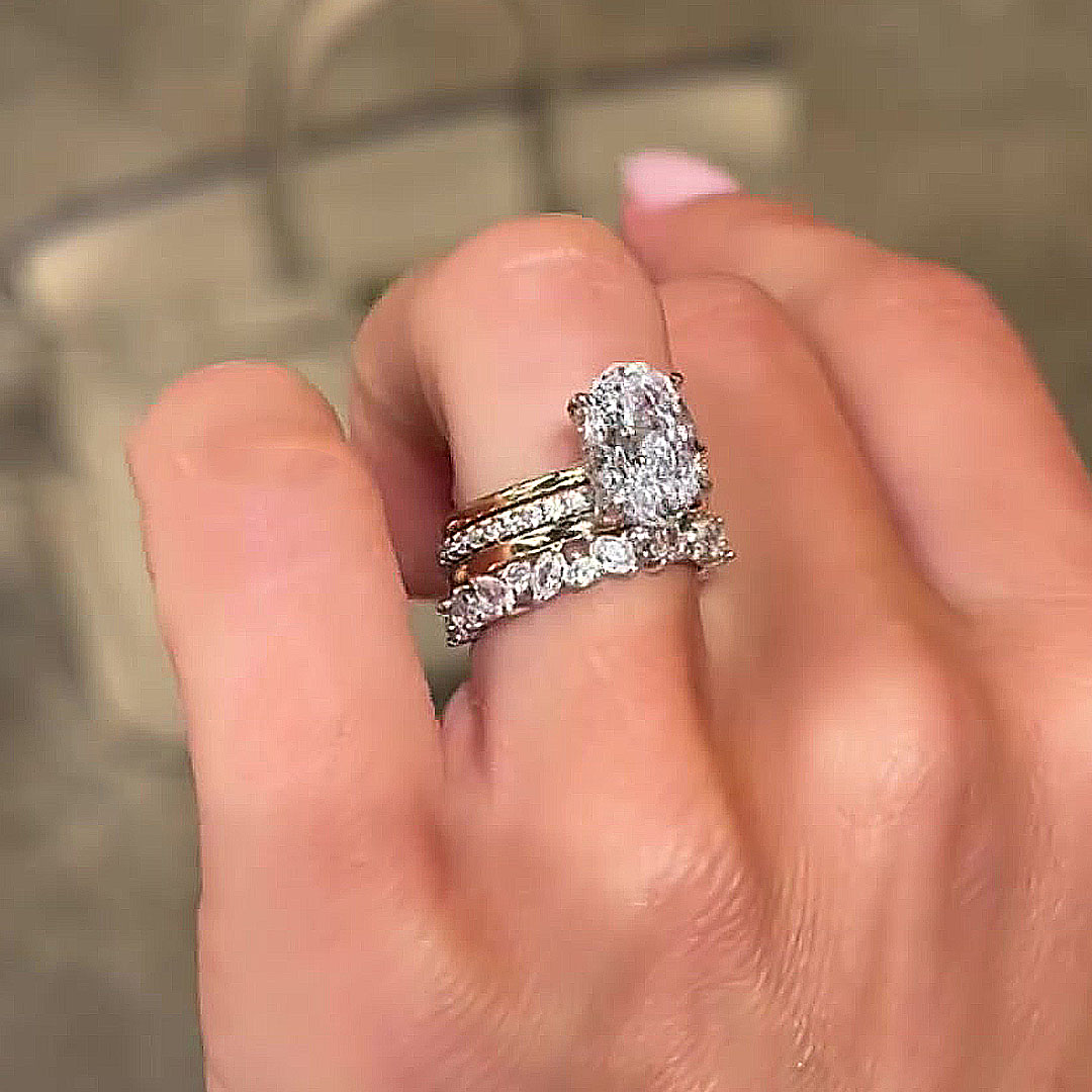 2ct Oval Cut White Sapphire Wedding Set/4pcs