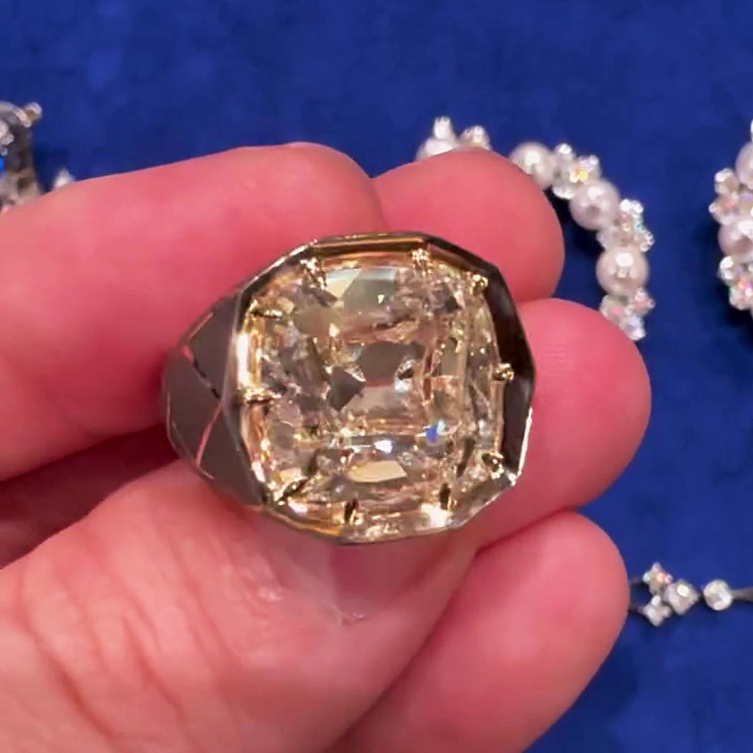 8ct Vintage Cushion Cut Yellow Sapphire Men's Ring