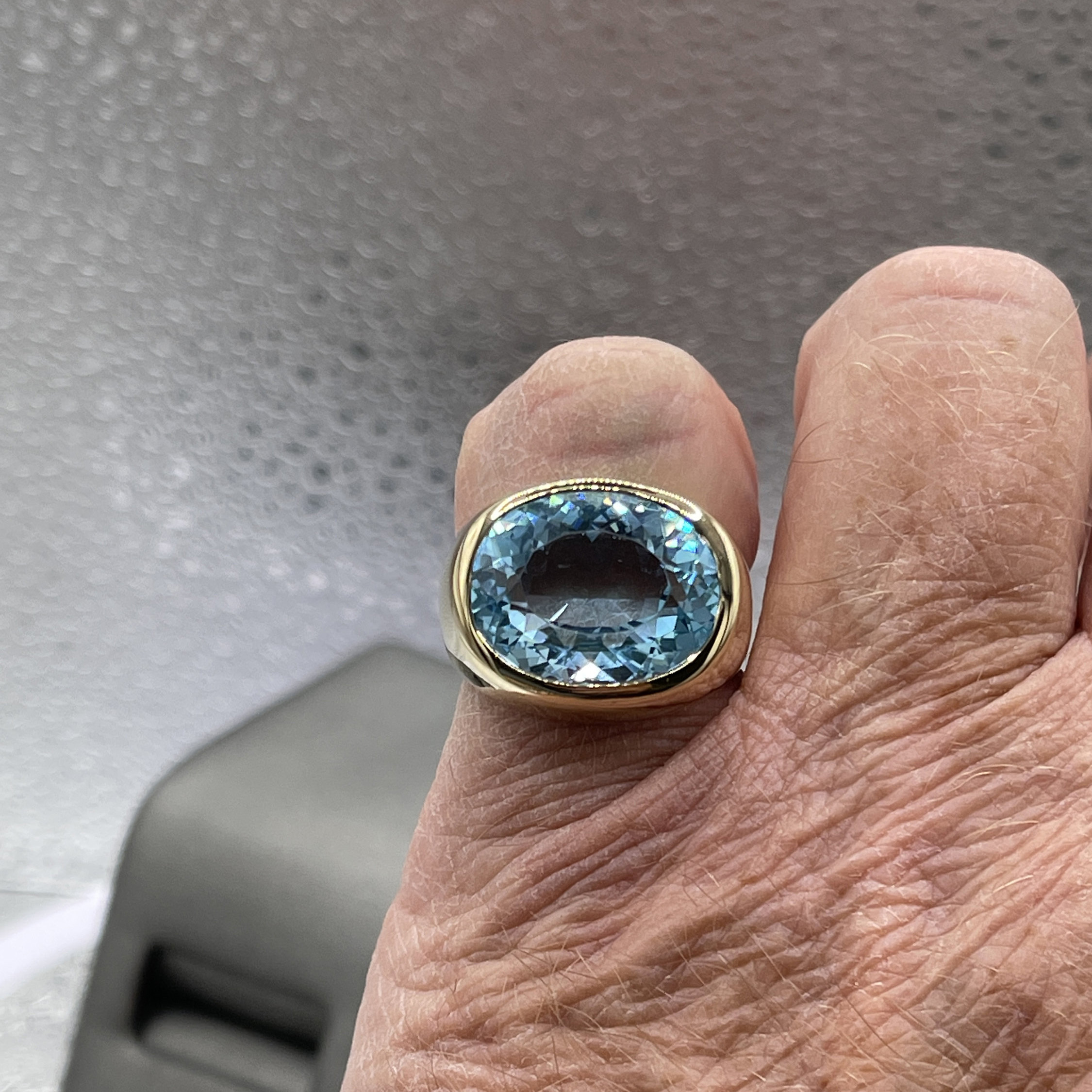 4ct Bezel Setting Oval Cut Aquamarine Sapphire Engagement Ring