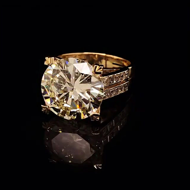 6ct Round Cut Yellow Sapphire Engagement Ring