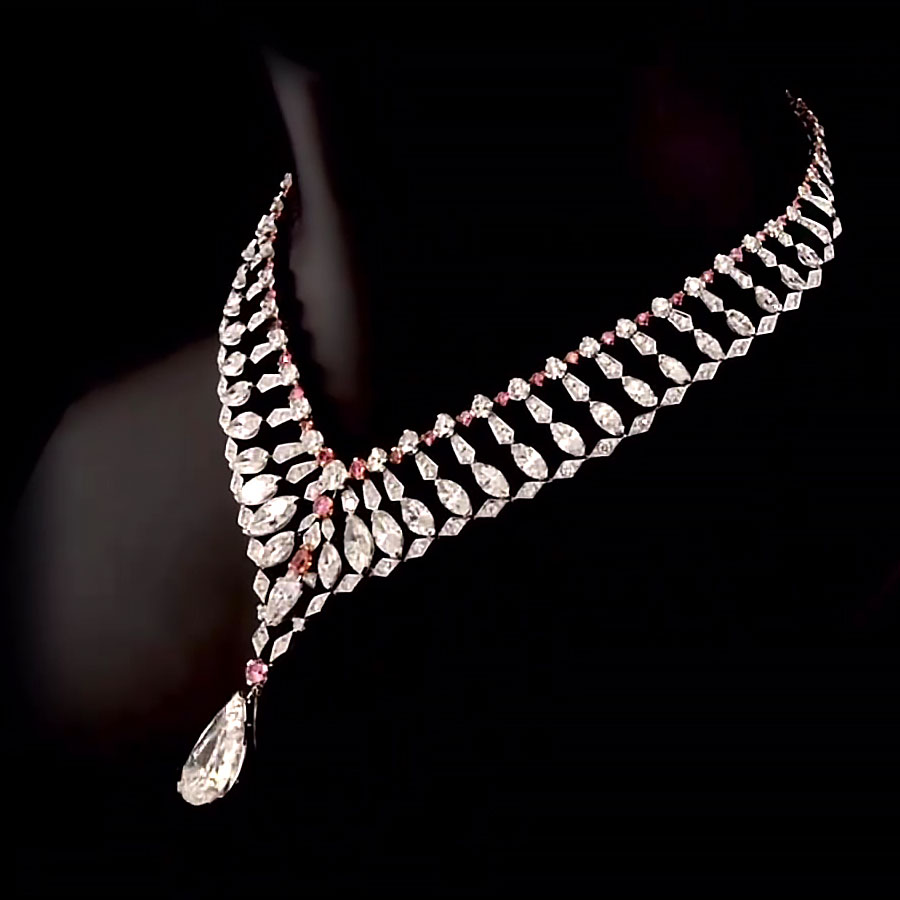 Multi-cut White&Pink Sapphire Pendant Necklace