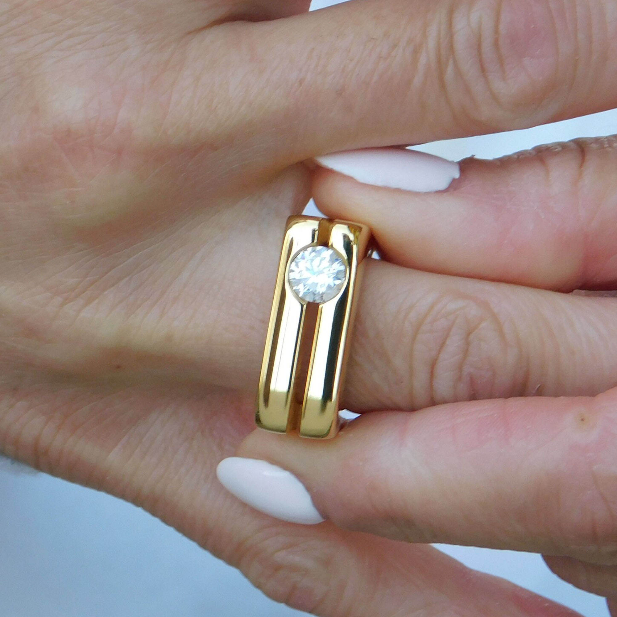 2ct Round Cut White Sapphire Flat Top Double Band