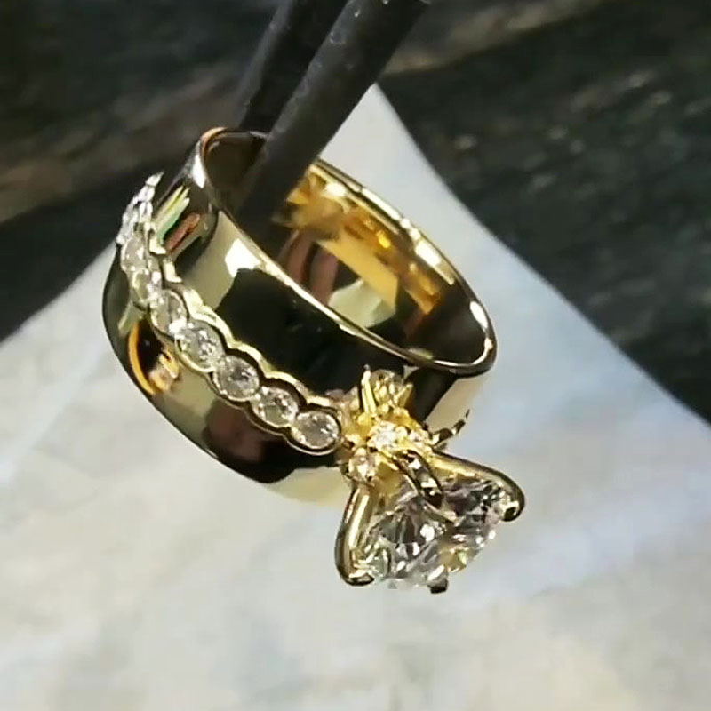 Fashion 2ct Round Cut White Sapphire Chunky Ring