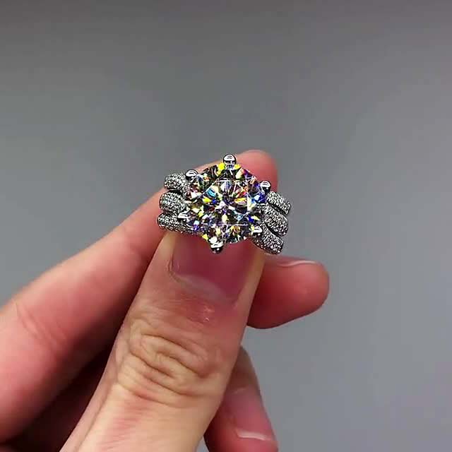 5ct Round Cut White Sapphire Engagement Ring