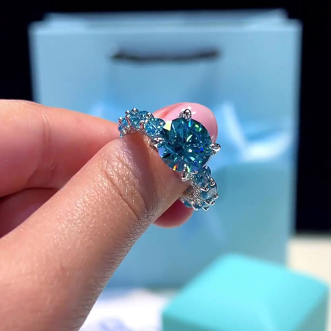 1ct Round Cut Aquamarine Sapphire Engagement Ring